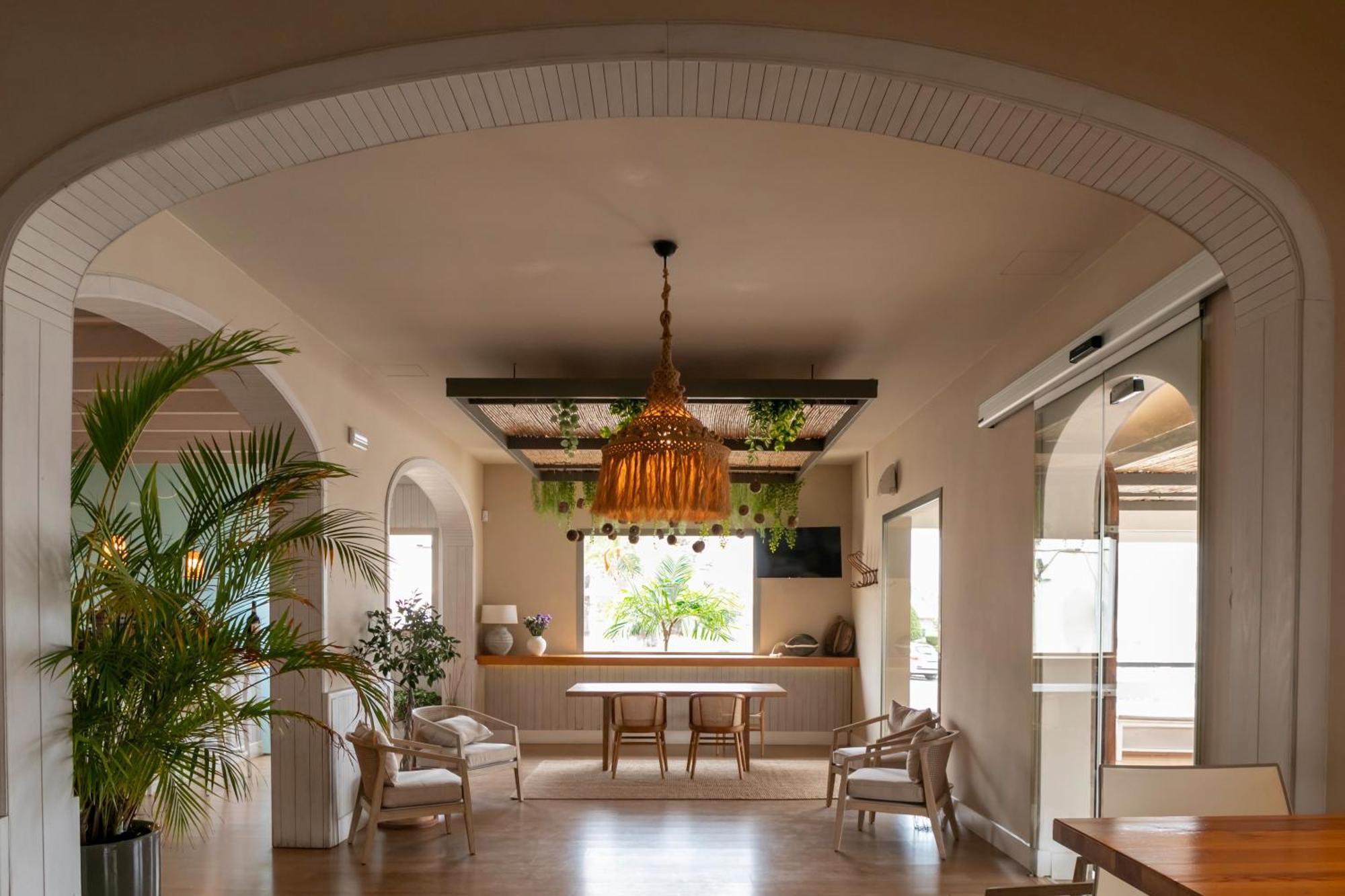 Llaut Boutique Hotel (Adults Only) Can Picafort  Bagian luar foto